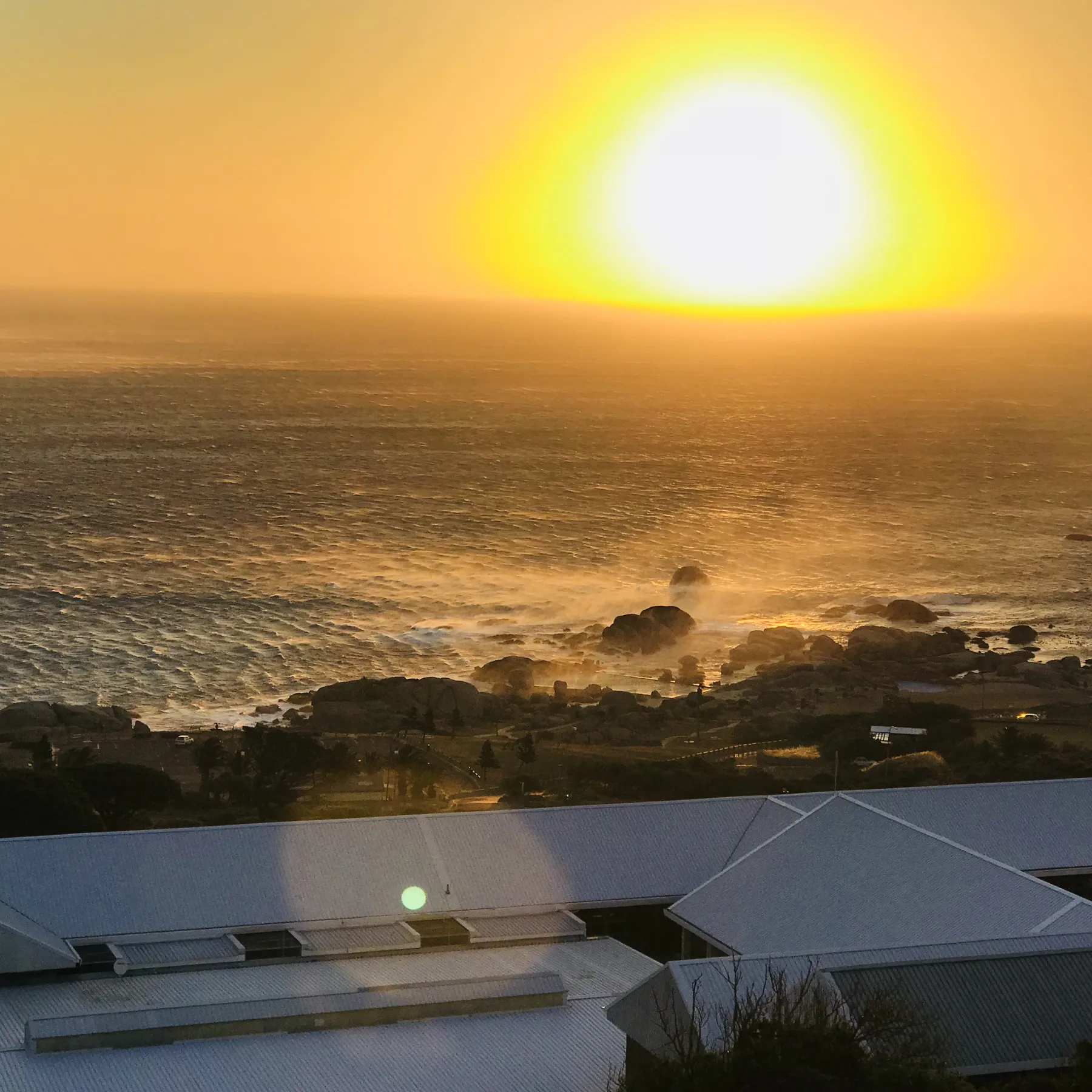 Littoral africain au coucher du soleil